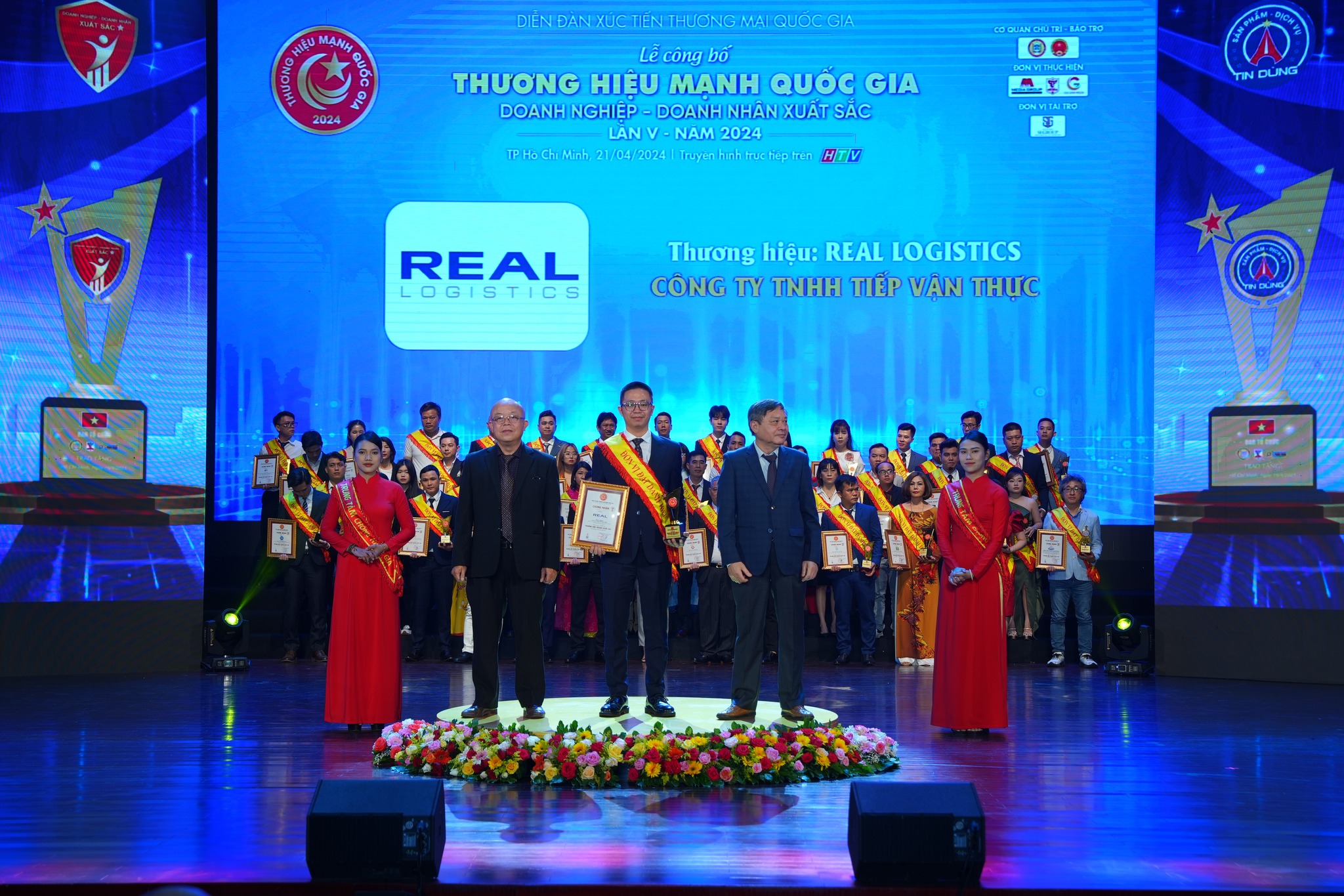 Thương hiệu mạnh.jpg